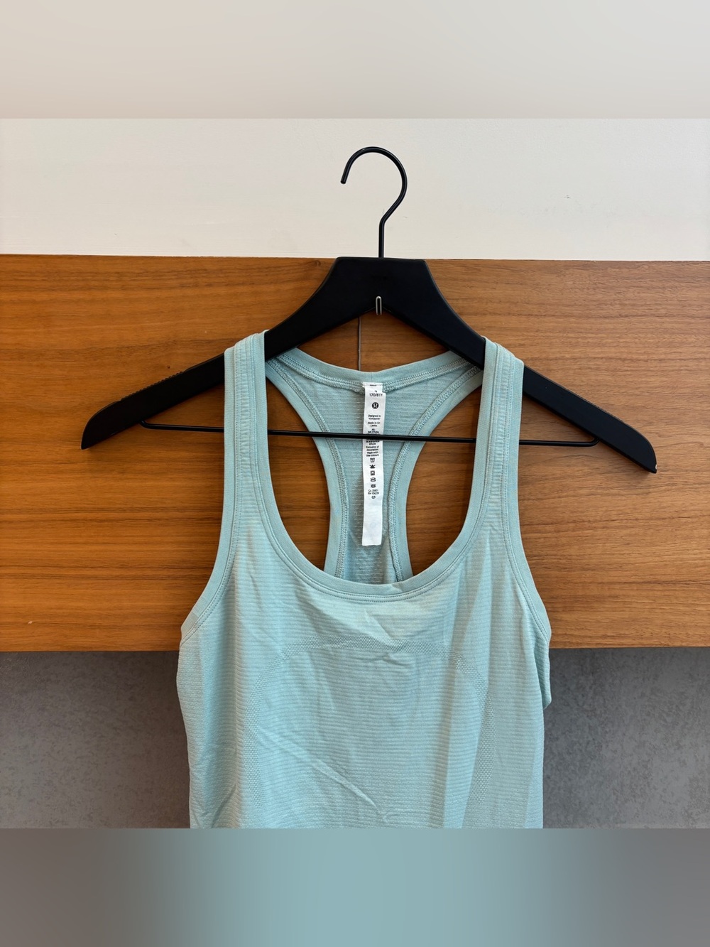 Lululemon Swiftly Tech Racerback Tank, Size 4 - Picture 2 of 7